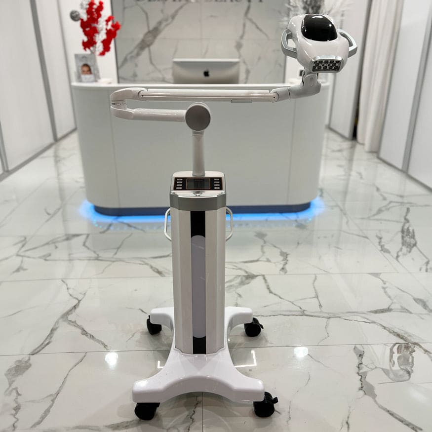 Lámpara LED para blanqueamiento dental de 60 vatios. Lámpara blanqueadora. Dispositivo blanqueador dental.
